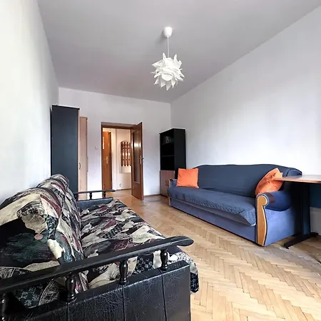 アパート Golden Times Korzenna 1c *