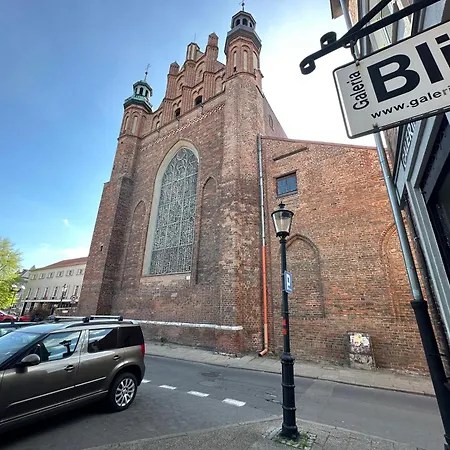 Golden Times Korzenna 1c アパート